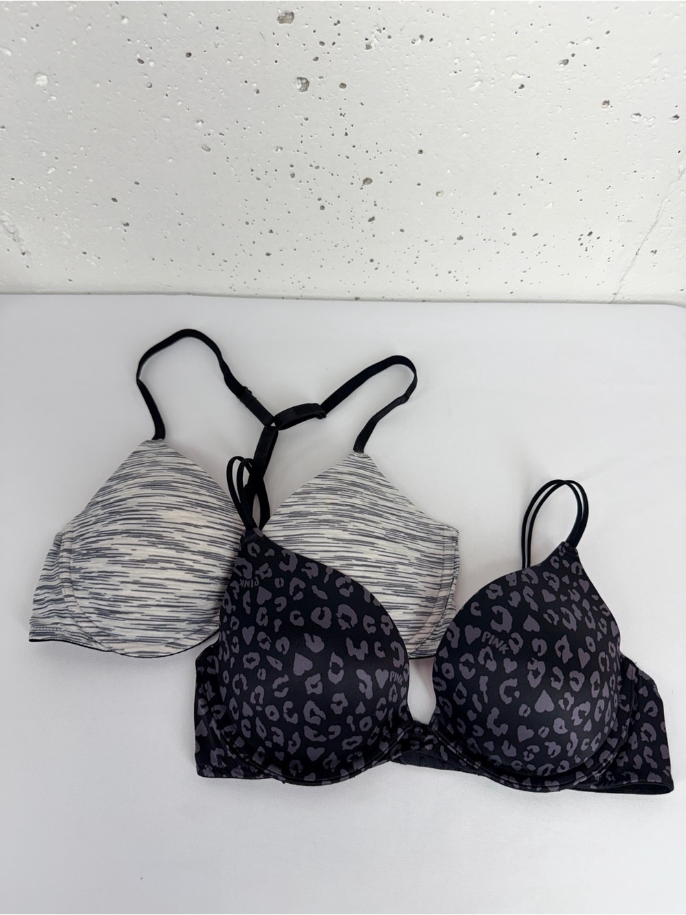 Victoria's Secret PINK Lot of 2 Women’s size 34C Wear Everywhere Push Up Bras